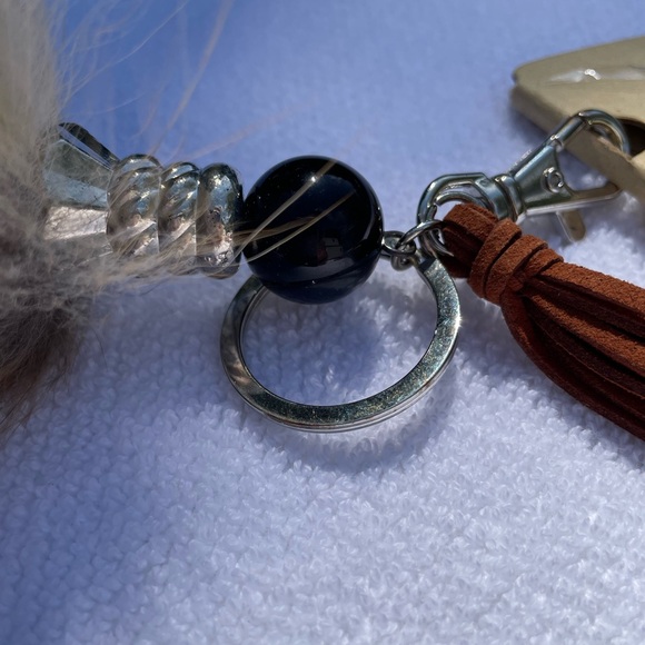 Keychain/Bag Charm. Faux Animal Tail With Brown Fringe. NWT - Picture 3 of 5